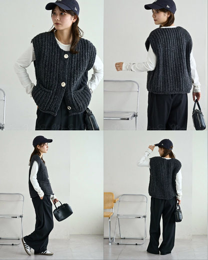 🇯🇵 JAPAN ♥ Big Button Vest with Pockets ♥ Knitted Vest with Oversized Buttons     🔎 ɪᴛᴇᴍ ɴᴏ.： SS-JRA0019