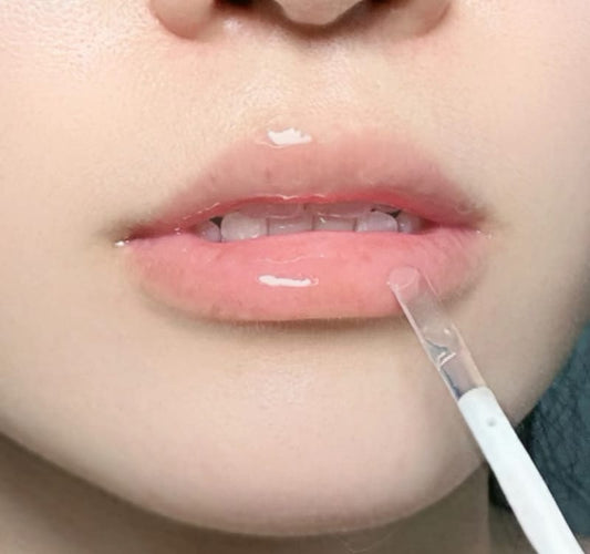 🇯🇵Japan♥ ATTENIR Enrich Lip Oil Argan Oil & Placenta Lip Moisturizing Serum \ A great product for pregnant women and those with sensitive skin to diminish lip lines and prevent dullness / Attenir Enrich Lip Oil 7.8g