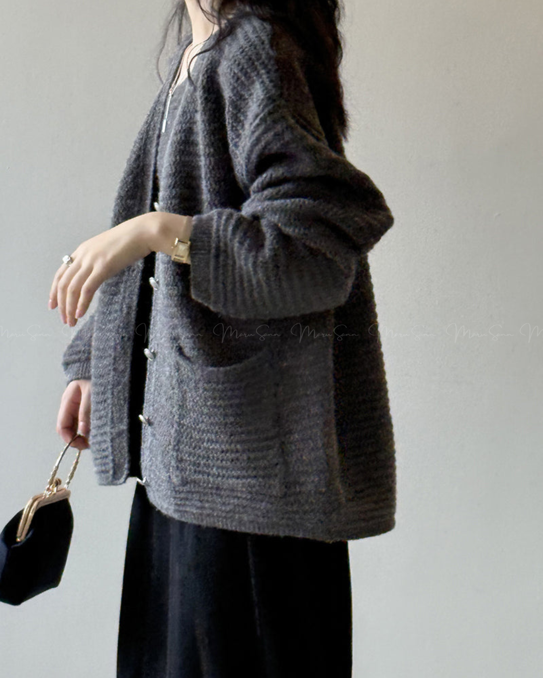 🇰🇷KOREA
♥ V-neck knitted camisole + loose jacket - two-piece set SS-KSS98926522